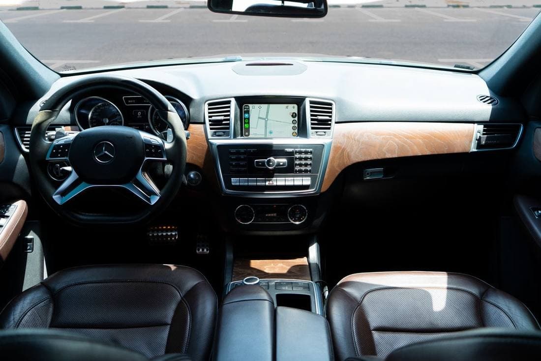 2014 Mercedes Benz ML500 STANDARD thumbnail 2