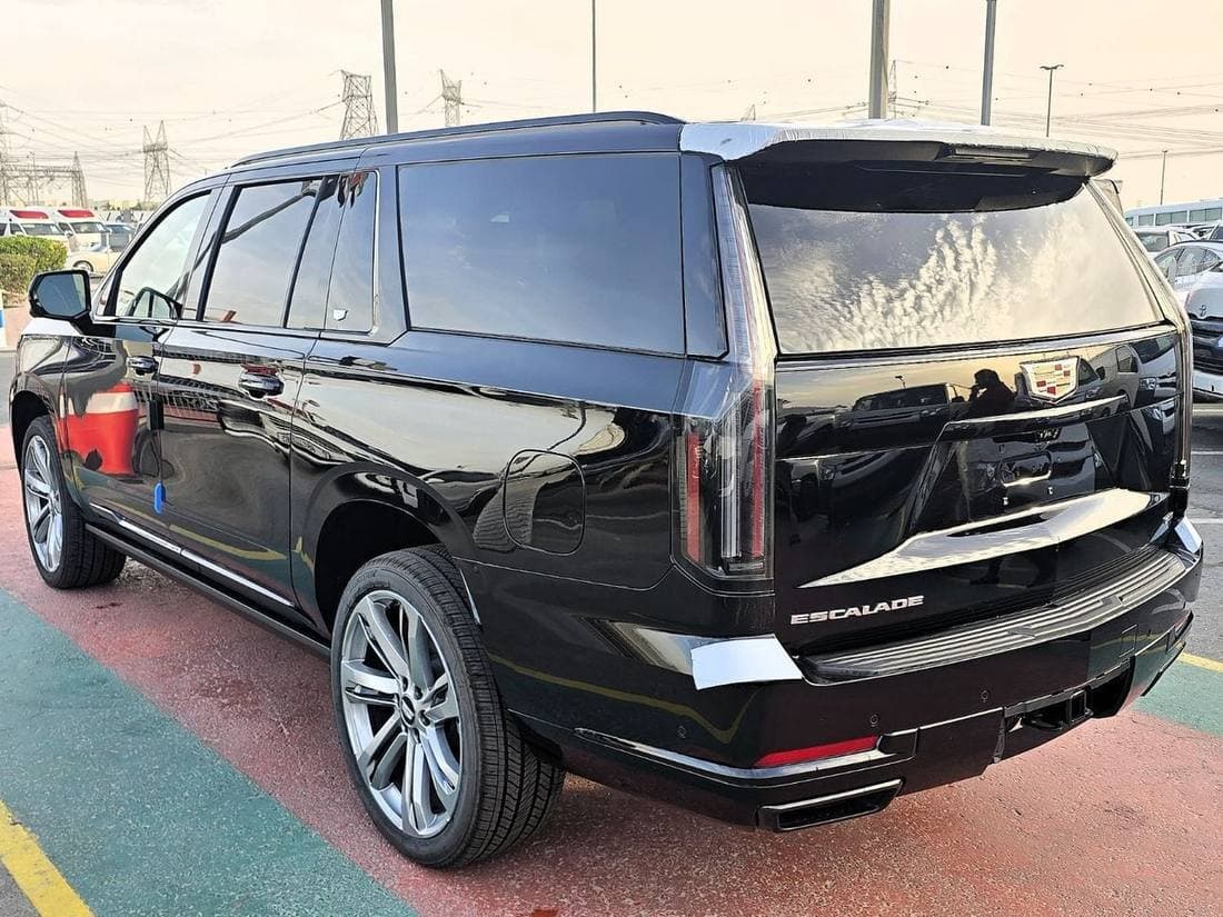 2026 Cadillac Escalade SPORT PLATINUM thumbnail 5