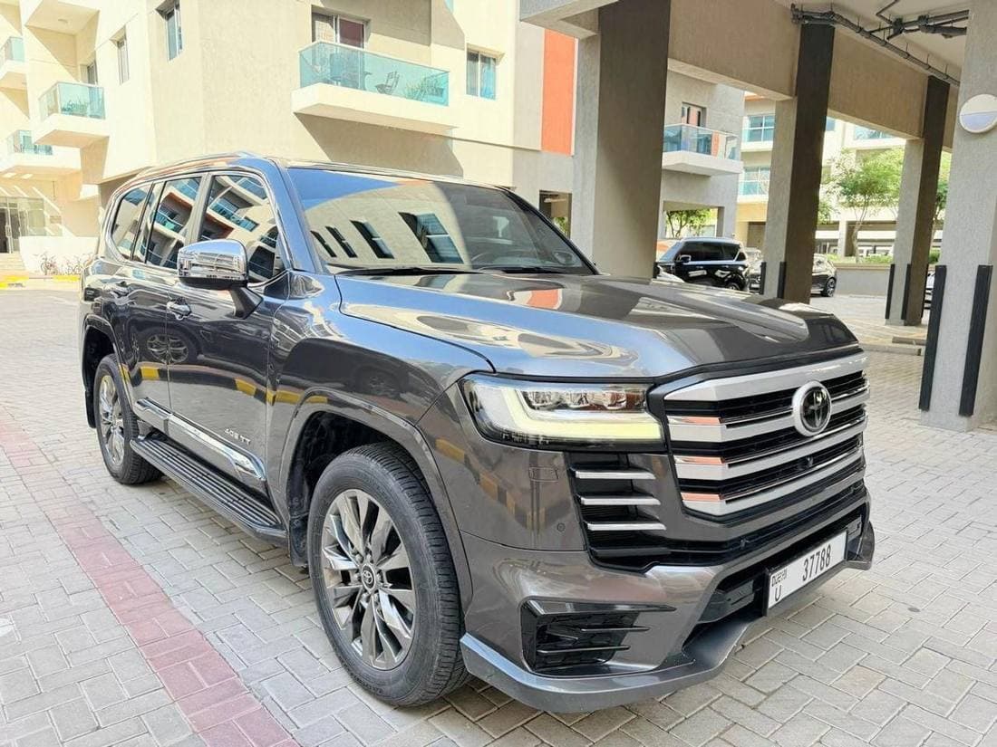 2022 Toyota Land Cruiser VXR