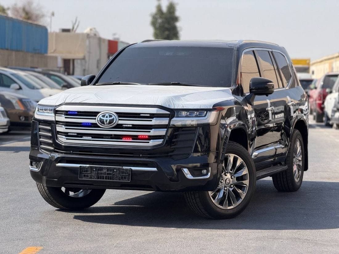 2018 Toyota Land Cruiser GXR thumbnail 3