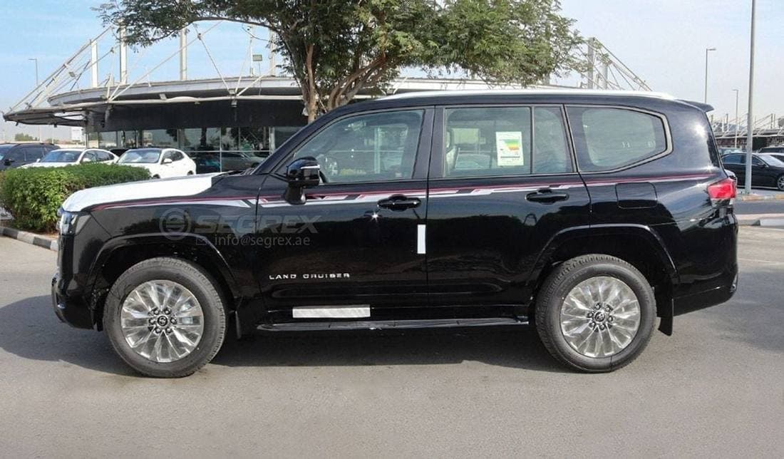 2026 Toyota Land Cruiser GXR thumbnail 3