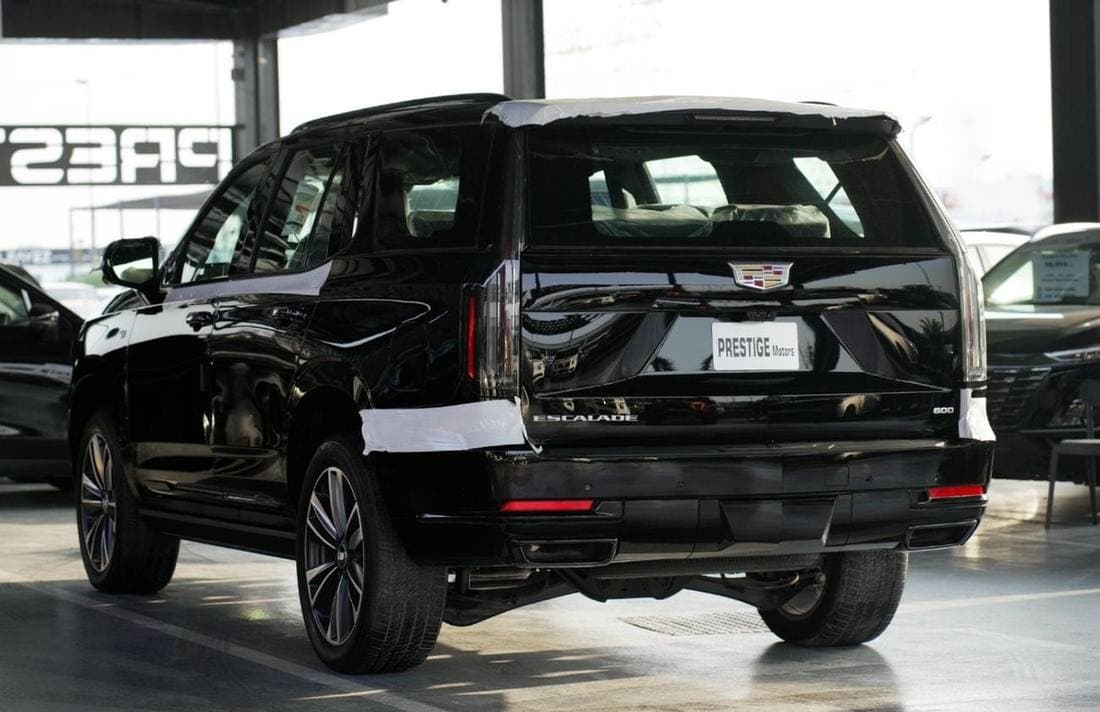 2026 Cadillac Escalade SPORT thumbnail 3