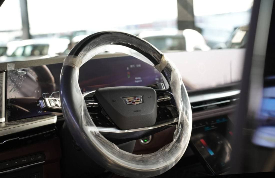 2026 Cadillac Escalade SPORT thumbnail 8