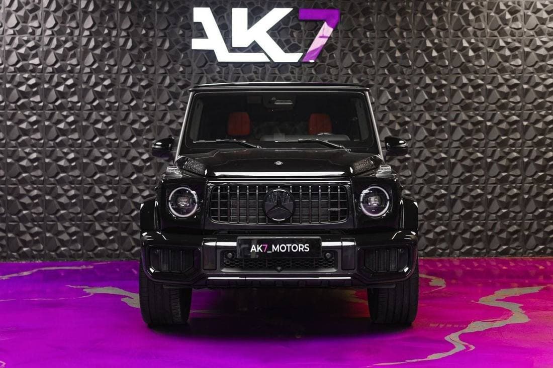 2027 Mercedes Benz G63 AMG STANDARD thumbnail 2