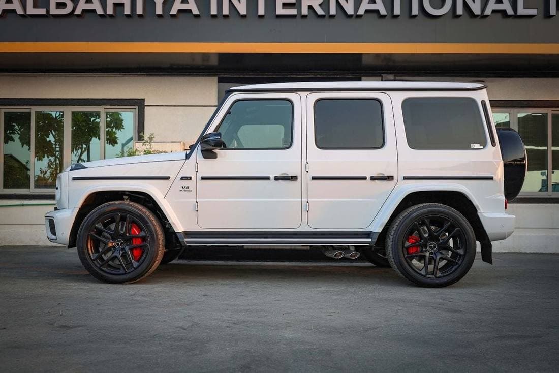 2026 Mercedes Benz G63 AMG STANDARD thumbnail 4