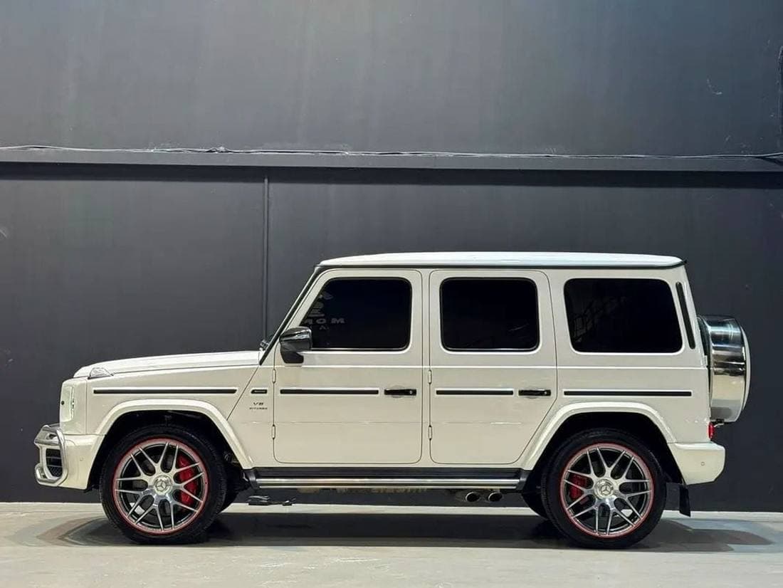 2019 Mercedes Benz G63 AMG STANDARD thumbnail 4
