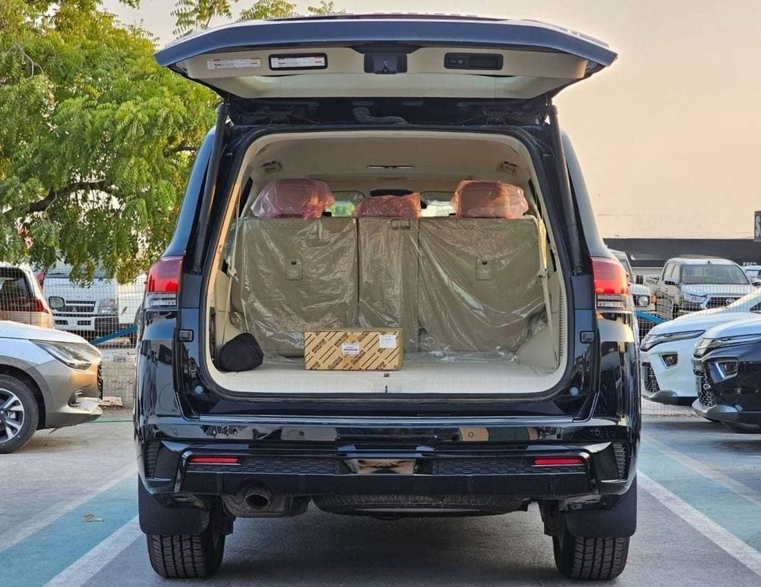 2026 Toyota Land Cruiser VXR thumbnail 7