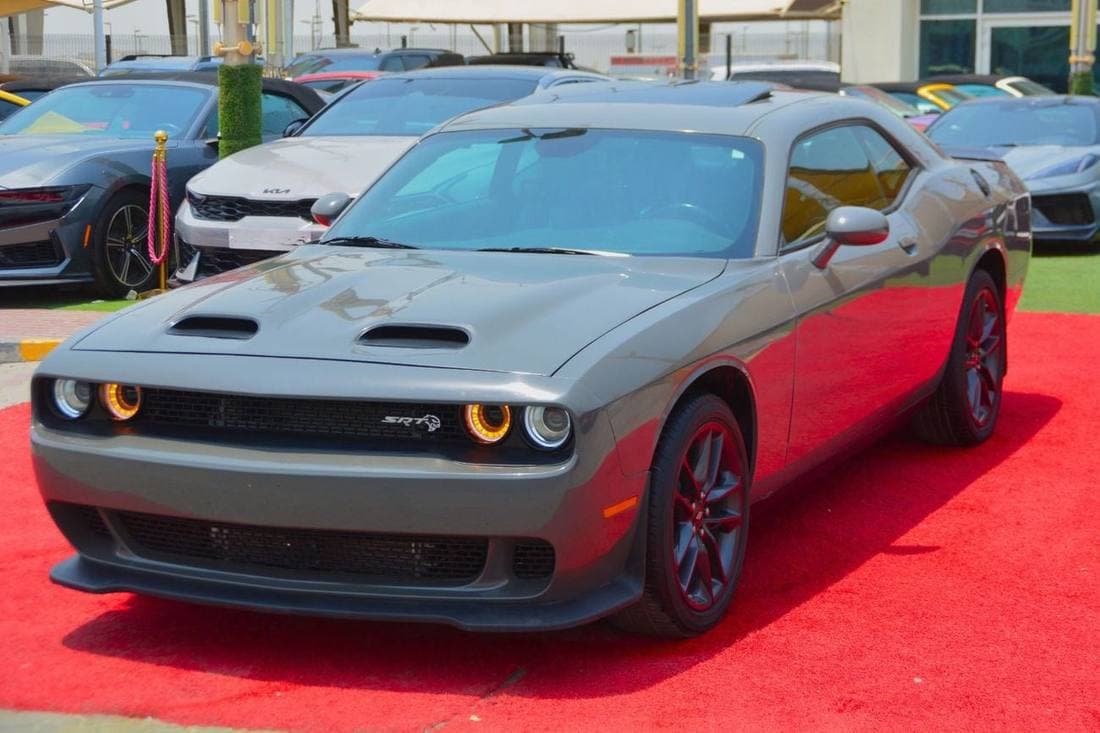 2023 Dodge Challenger SXT thumbnail 4