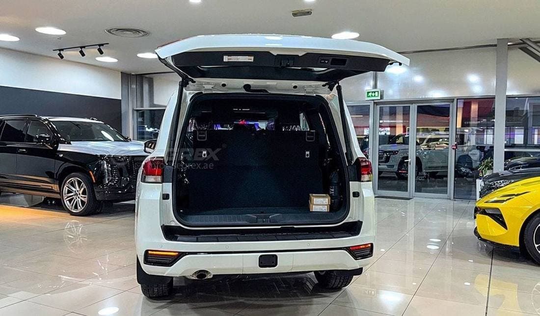 2026 Toyota Land Cruiser GXR thumbnail 6