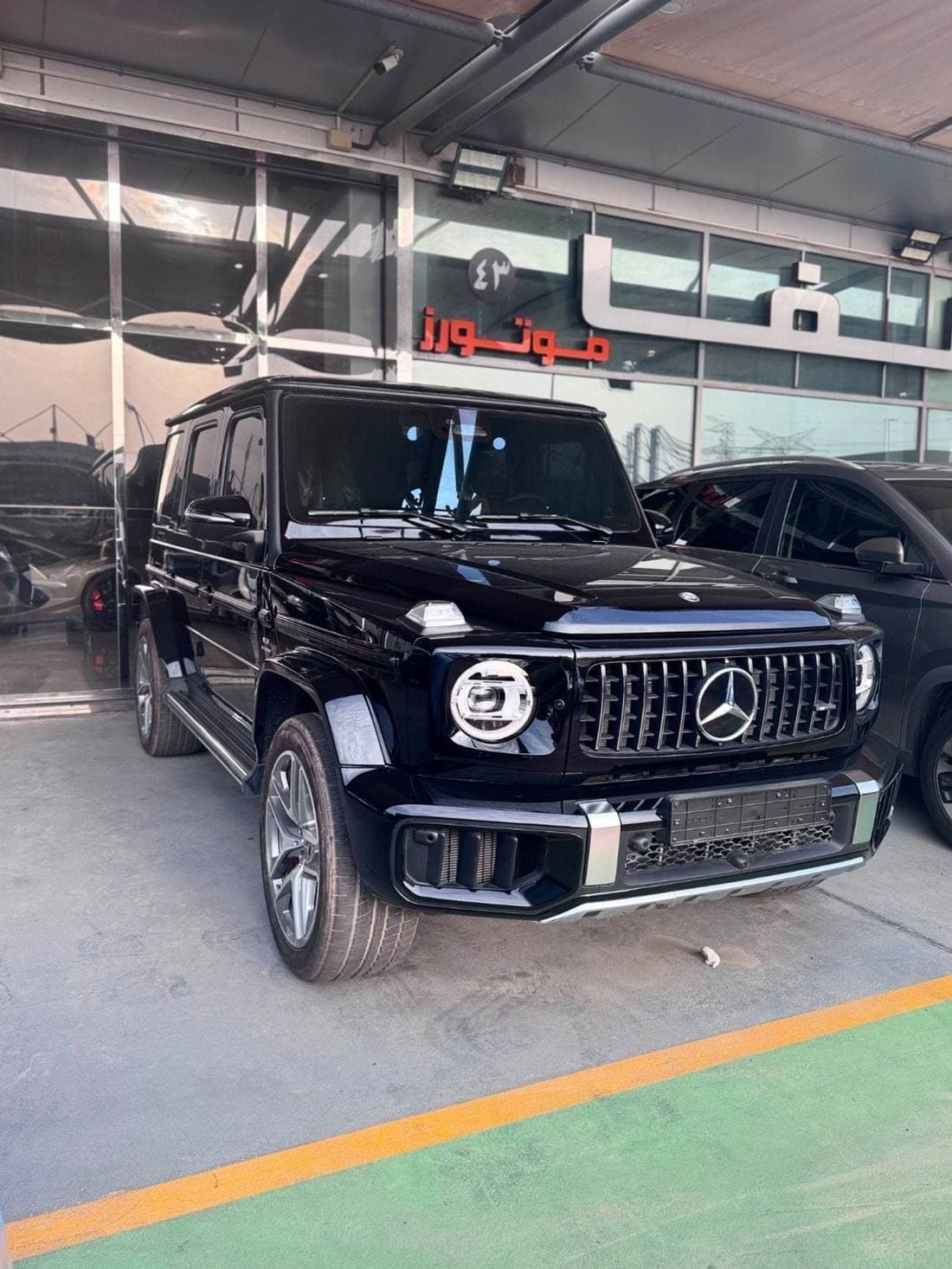 2026 Mercedes Benz G63 AMG STANDARD thumbnail 2
