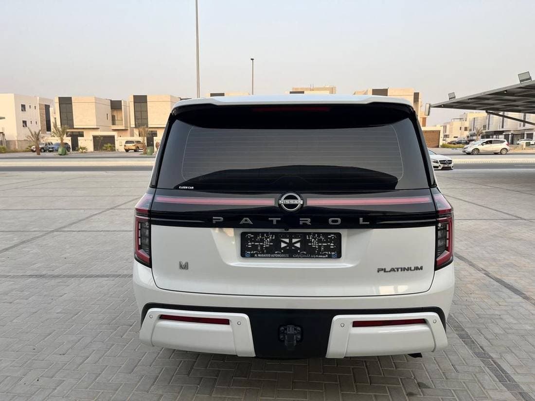 2025 Nissan Patrol LE PLATINUM CITY thumbnail 5