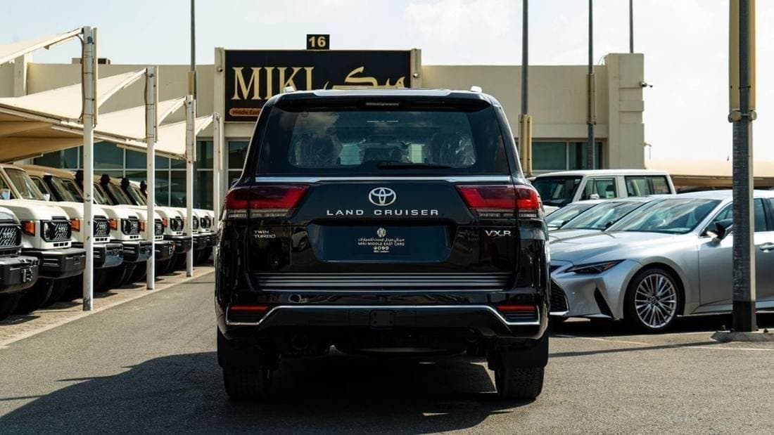 2026 Toyota Land Cruiser VXR thumbnail 6