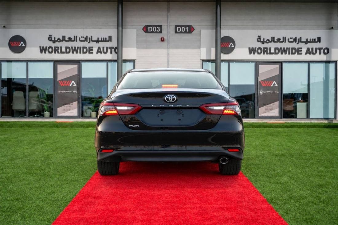 2024 Toyota Camry GLE X thumbnail 6