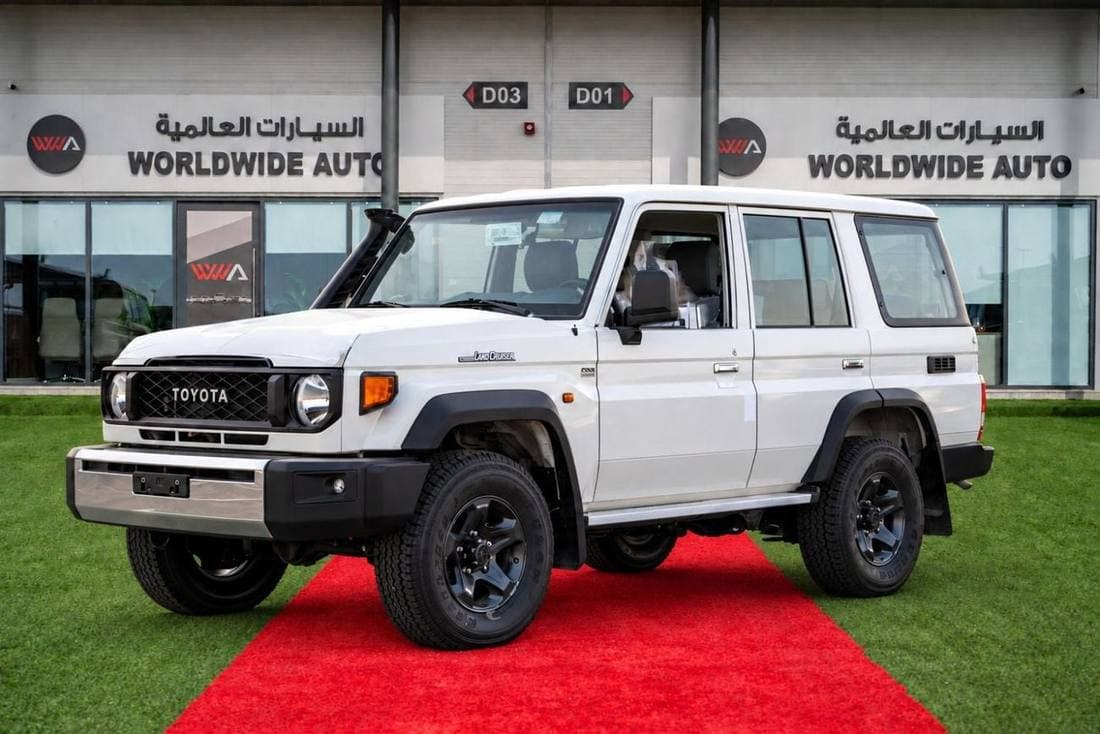 2025 Toyota Land Cruiser S DLX thumbnail 2