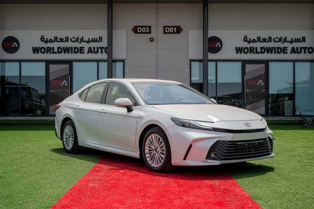 2025 Toyota Camry GLE HEV