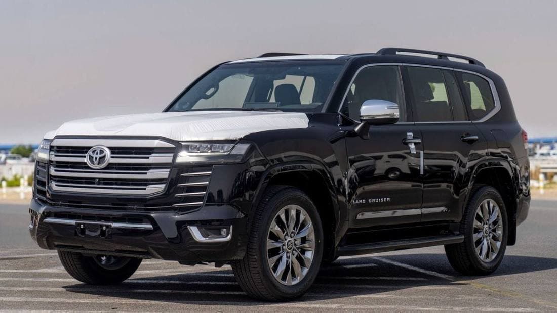 2025 Toyota Land Cruiser VX thumbnail 3