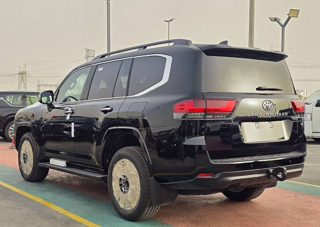 2026 Toyota Land Cruiser VX thumbnail 6