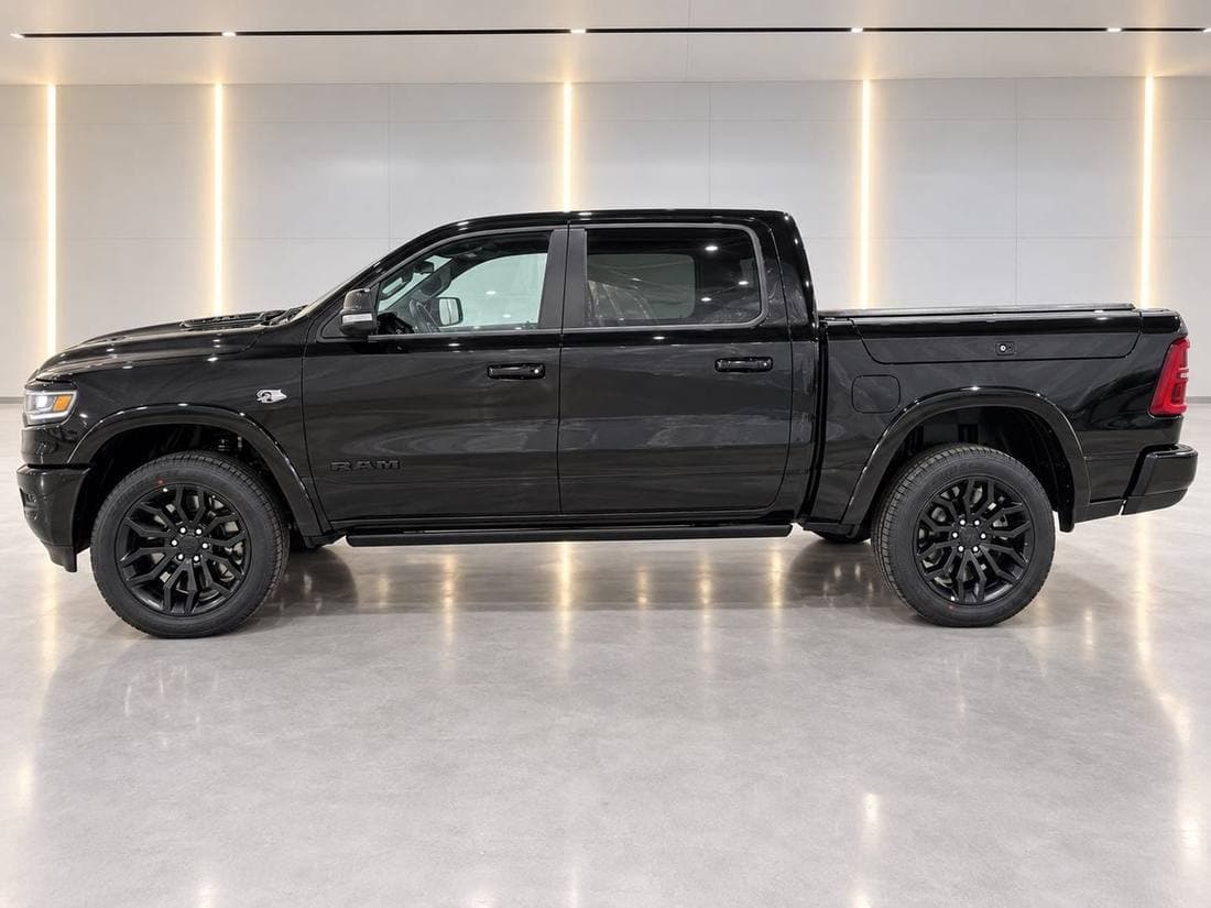 2026 RAM 1500 LIMITED thumbnail 7