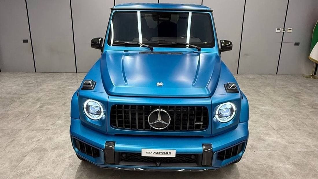 2025 Mercedes Benz G63 AMG STANDARD thumbnail 4