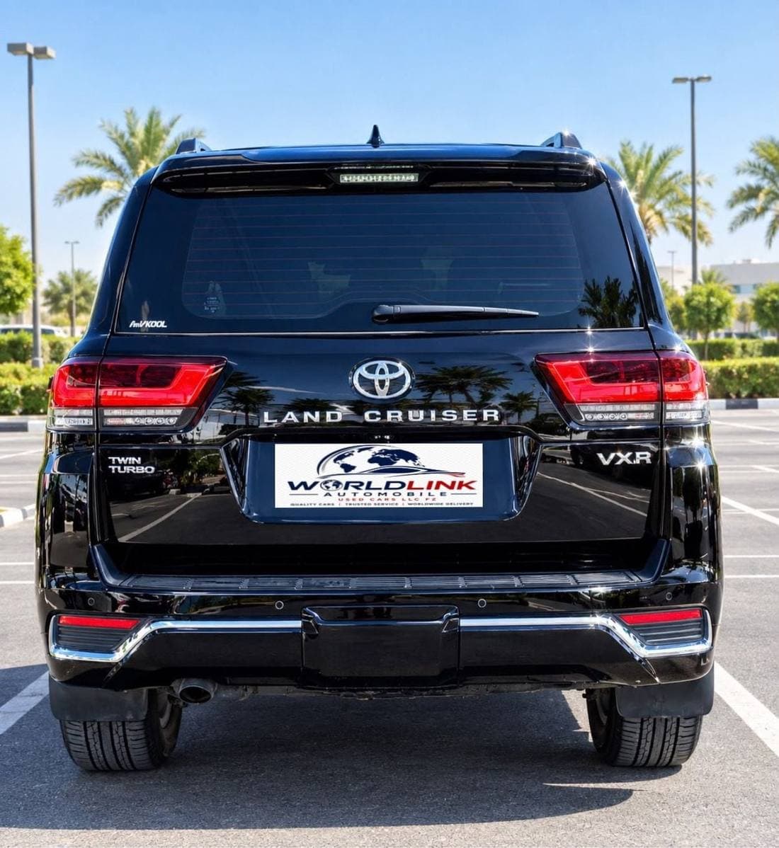 2022 Toyota Land Cruiser VXR thumbnail 4