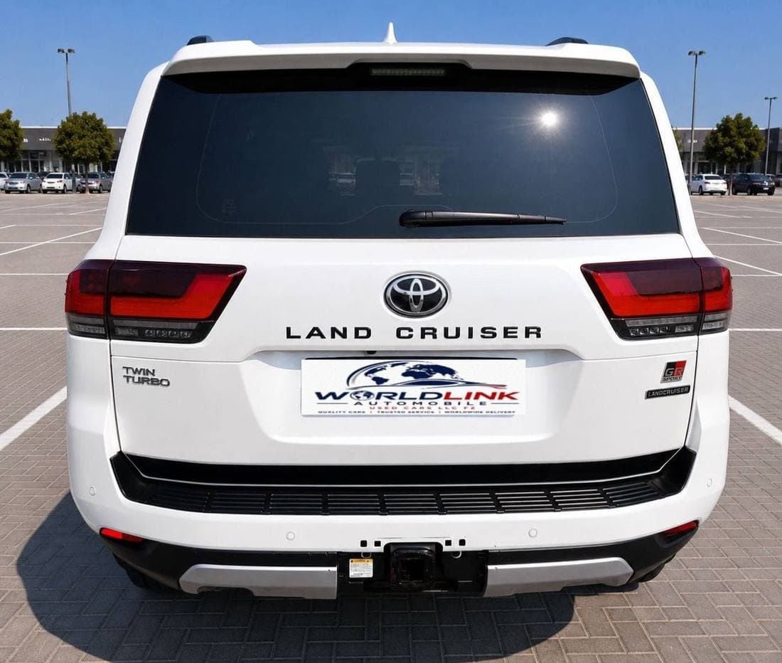 2022 Toyota Land Cruiser GR SPORT thumbnail 5