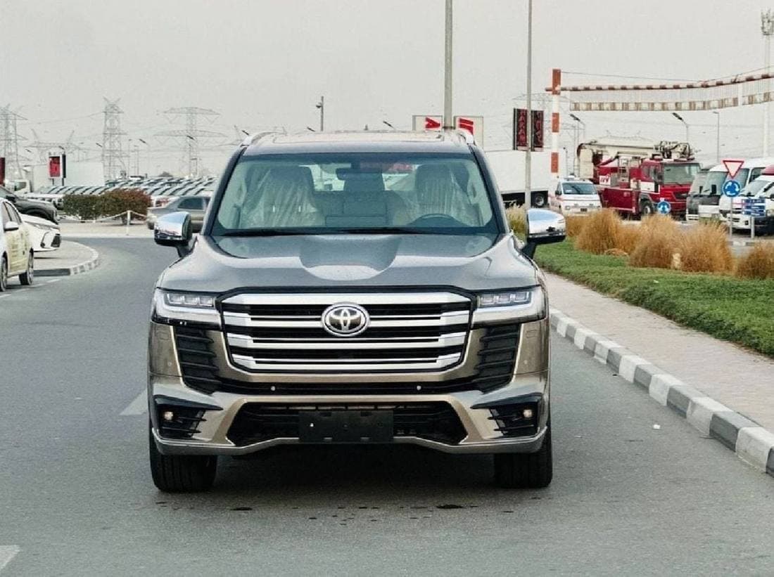 2022 Toyota Land Cruiser GXR thumbnail 3