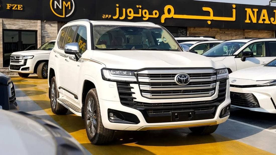 2026 Toyota Land Cruiser VXR thumbnail 3