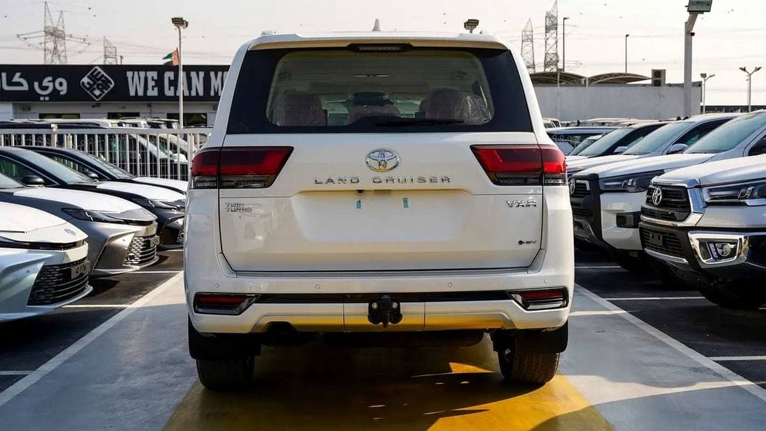 2026 Toyota Land Cruiser VXR thumbnail 6