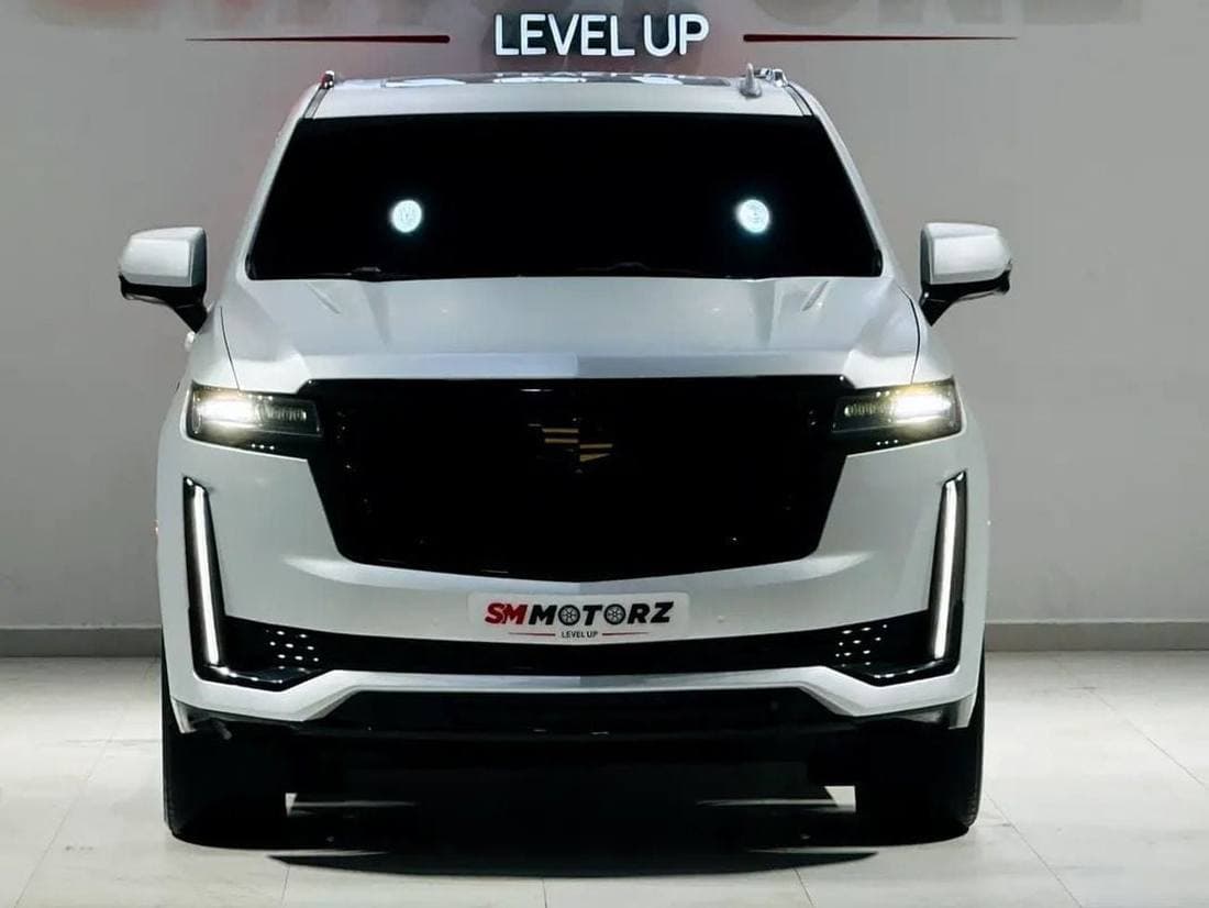 2018 Cadillac Escalade PLATINUM thumbnail 5