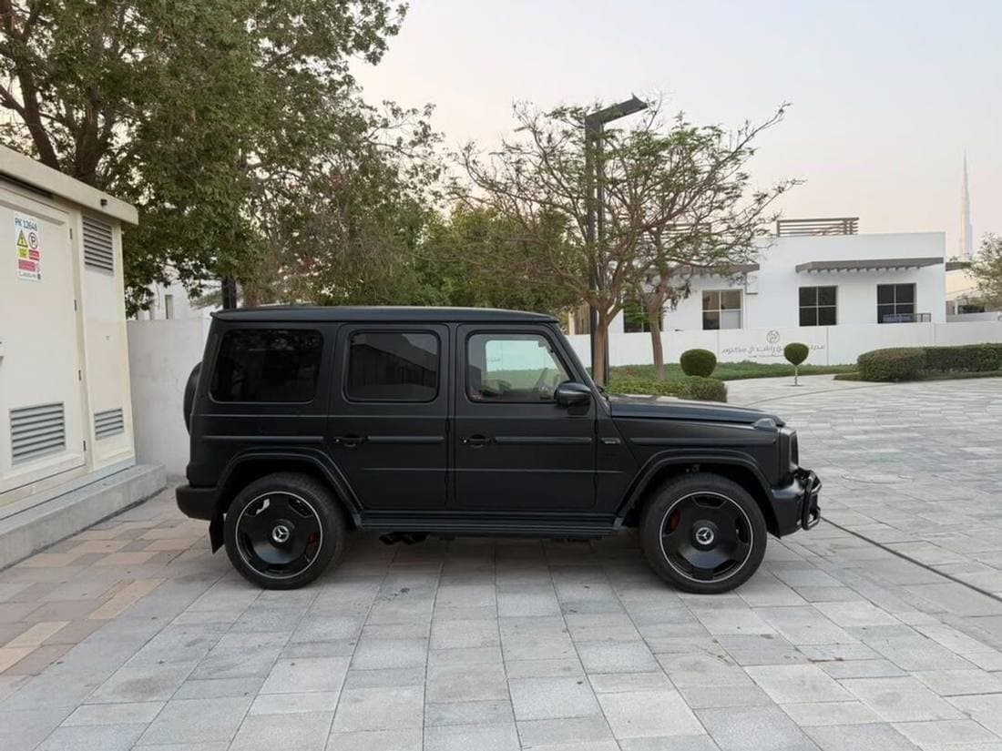 2025 Mercedes Benz G63 AMG STANDARD thumbnail 6