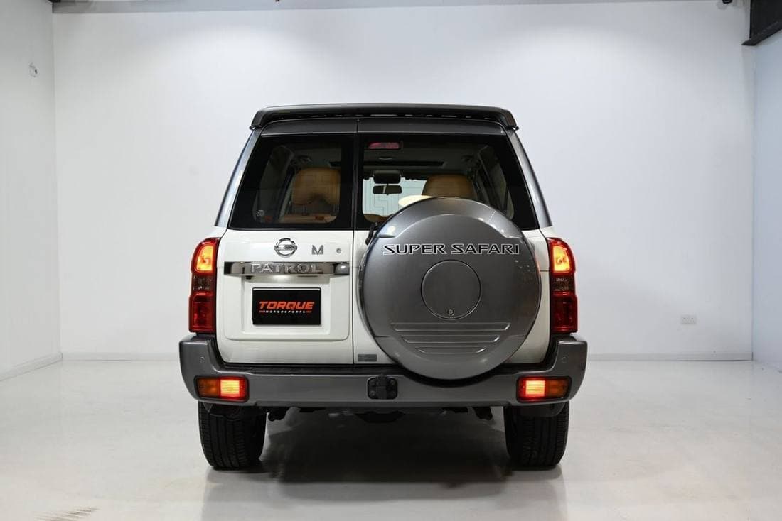 2019 Nissan Patrol SUPER SAFARI thumbnail 5