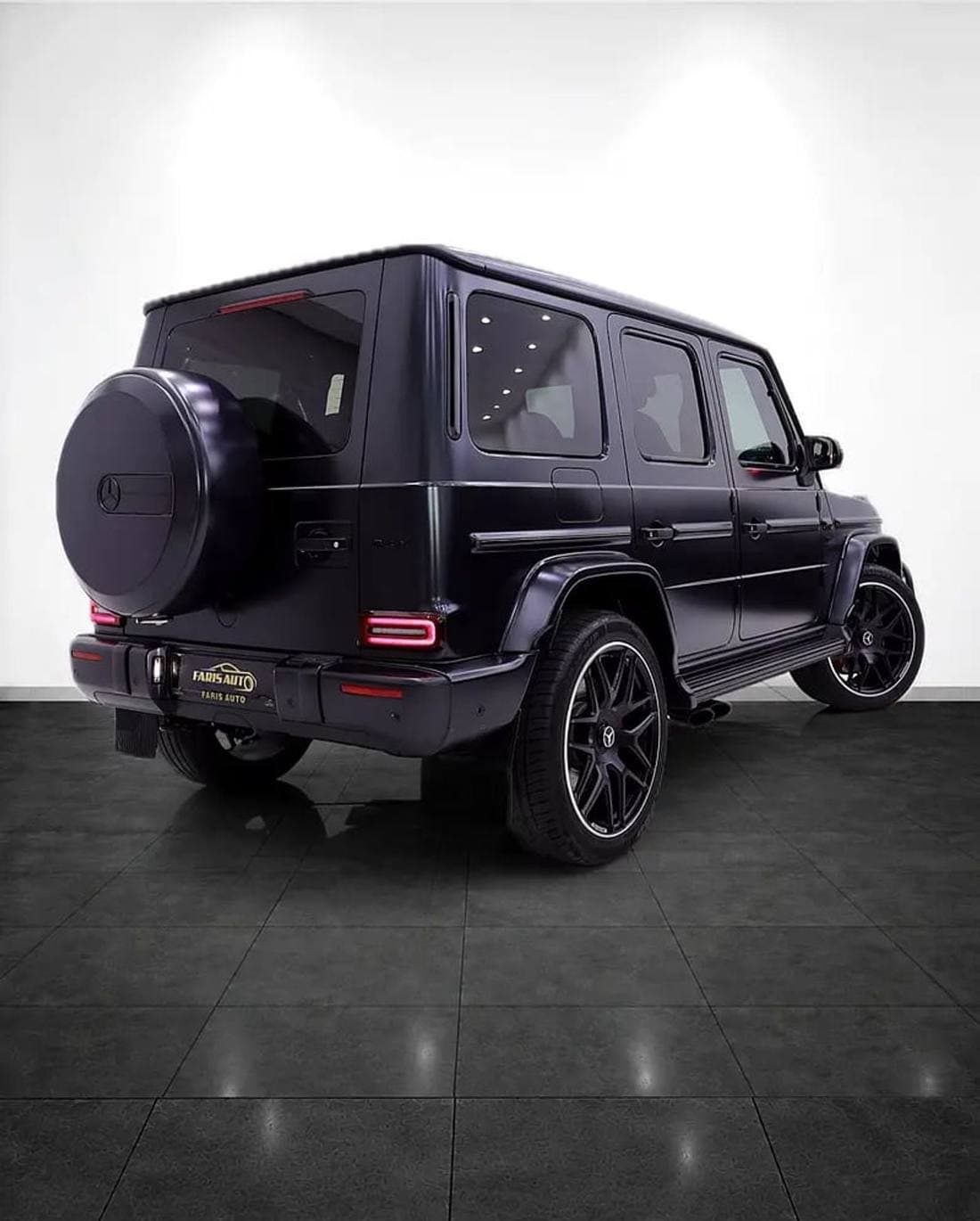 2023 Mercedes Benz G63 AMG thumbnail 4