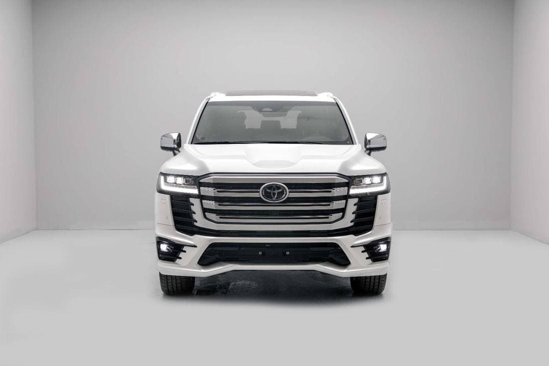 2026 Toyota Land Cruiser VXR thumbnail 2