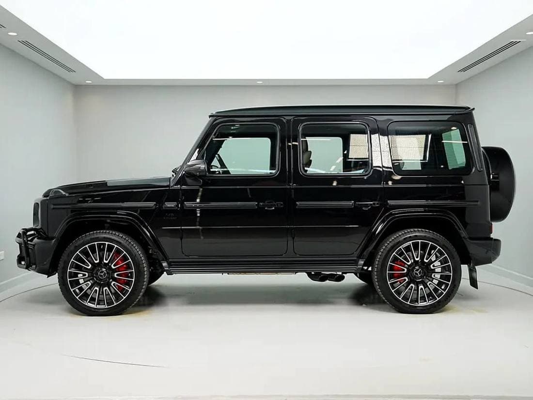 2026 Mercedes Benz G63 AMG STANDARD thumbnail 5