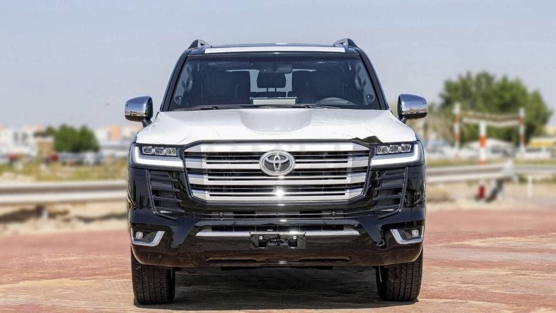 2025 Toyota Land Cruiser VXR thumbnail 6