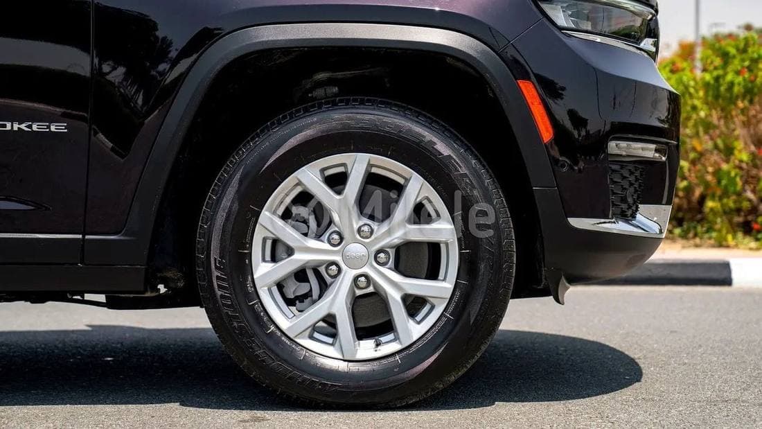 2023 Jeep Grand Cherokee LIMITED thumbnail 5