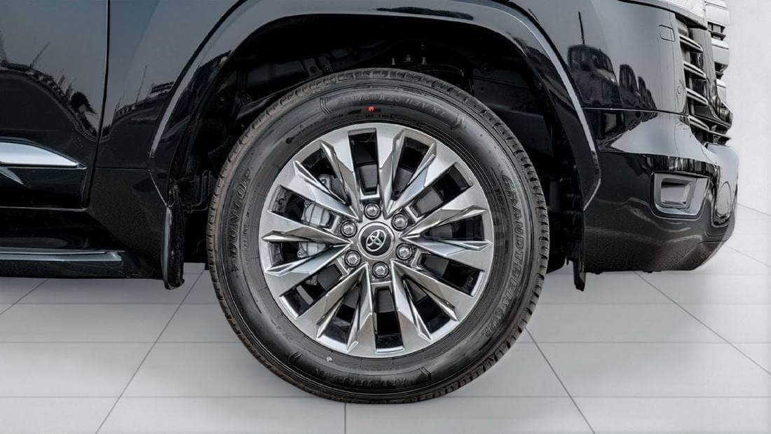 2026 Toyota Land Cruiser GXR thumbnail 6