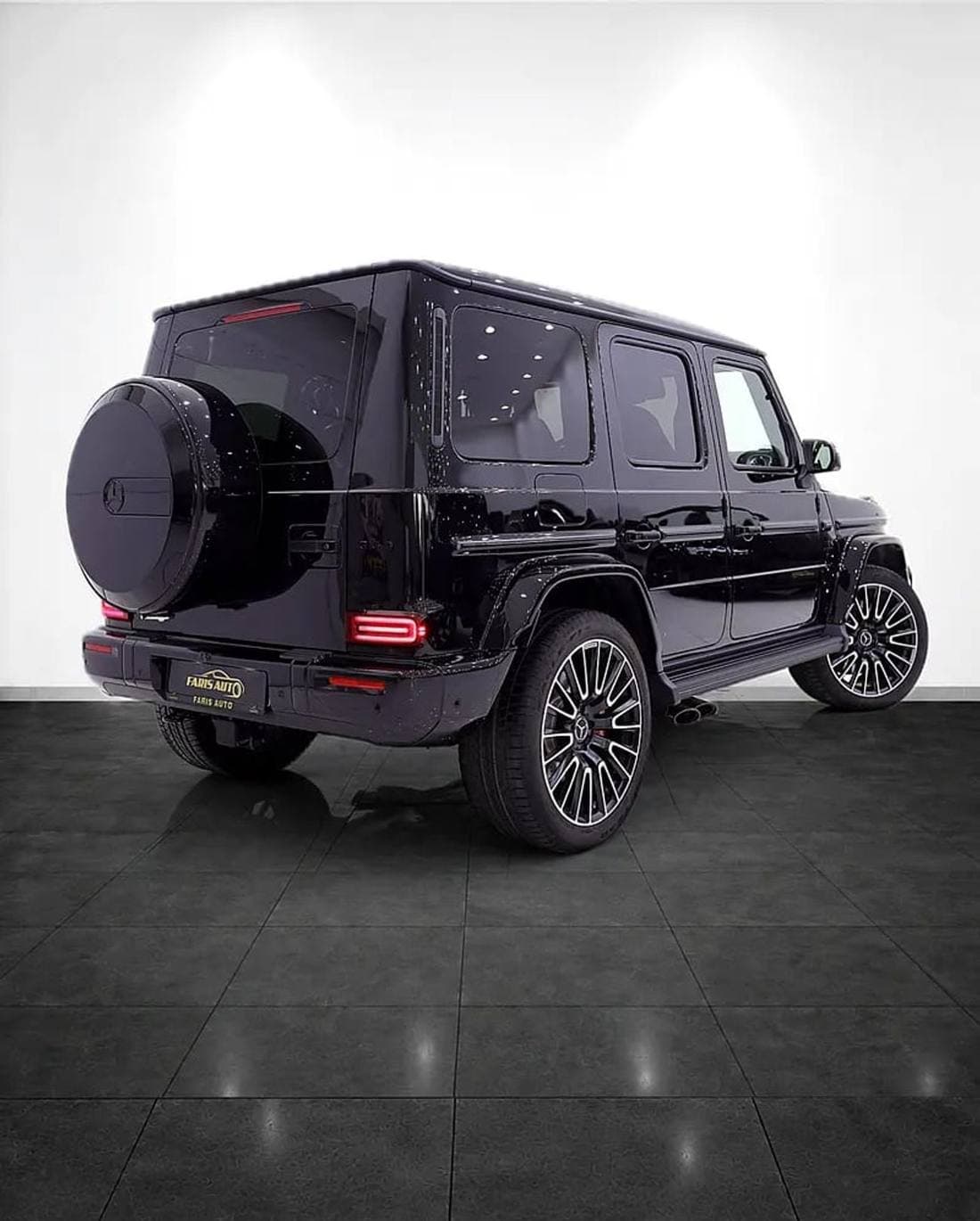 2026 Mercedes Benz G63 AMG thumbnail 4