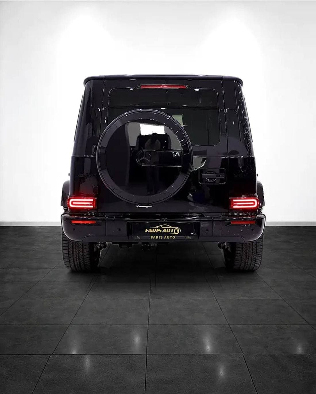 2026 Mercedes Benz G63 AMG thumbnail 3