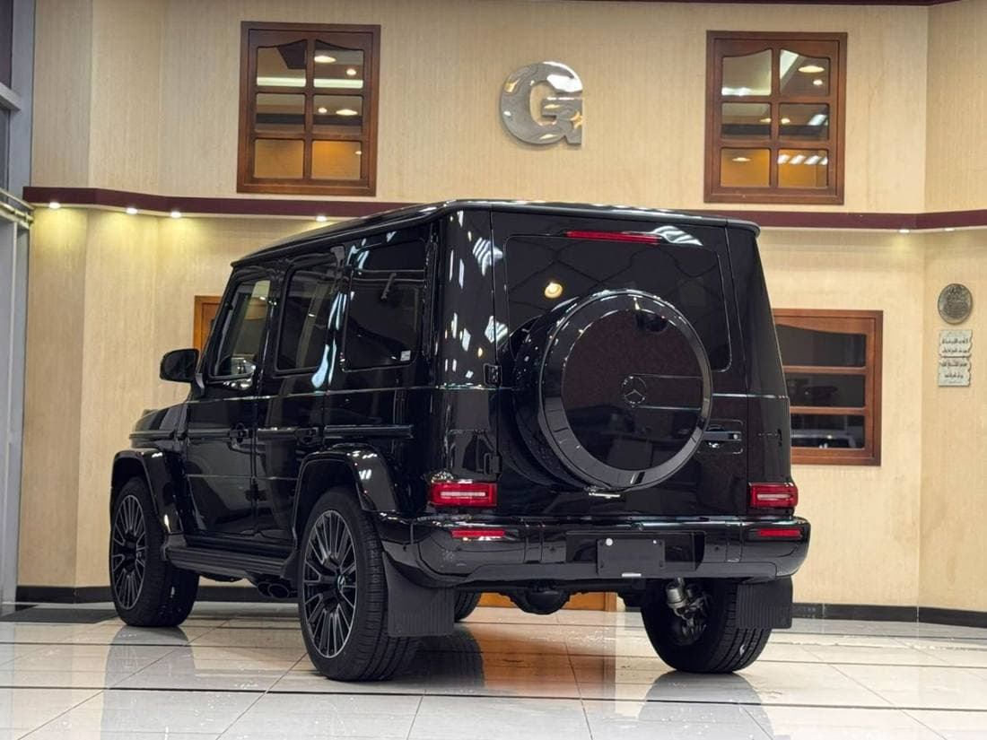 2025 Mercedes Benz G63 AMG STANDARD thumbnail 8