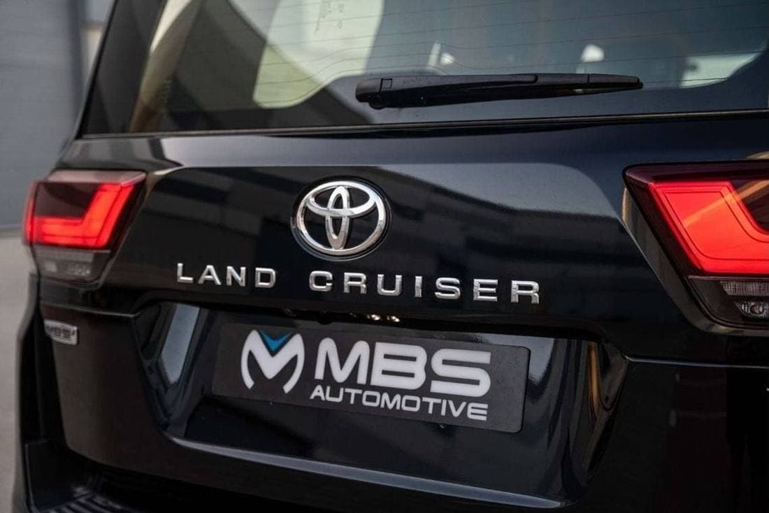 2026 Toyota Land Cruiser VXR thumbnail 5