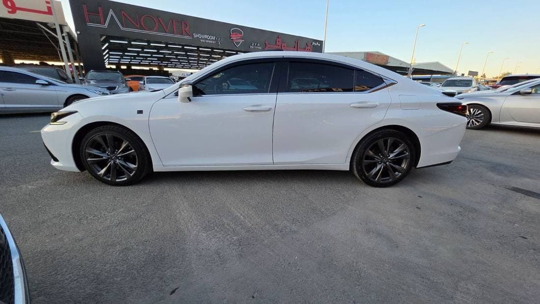 2019 Lexus ES350 F SPORT thumbnail 4