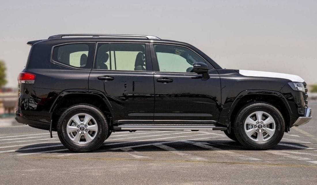 2025 Toyota Land Cruiser GXR thumbnail 4