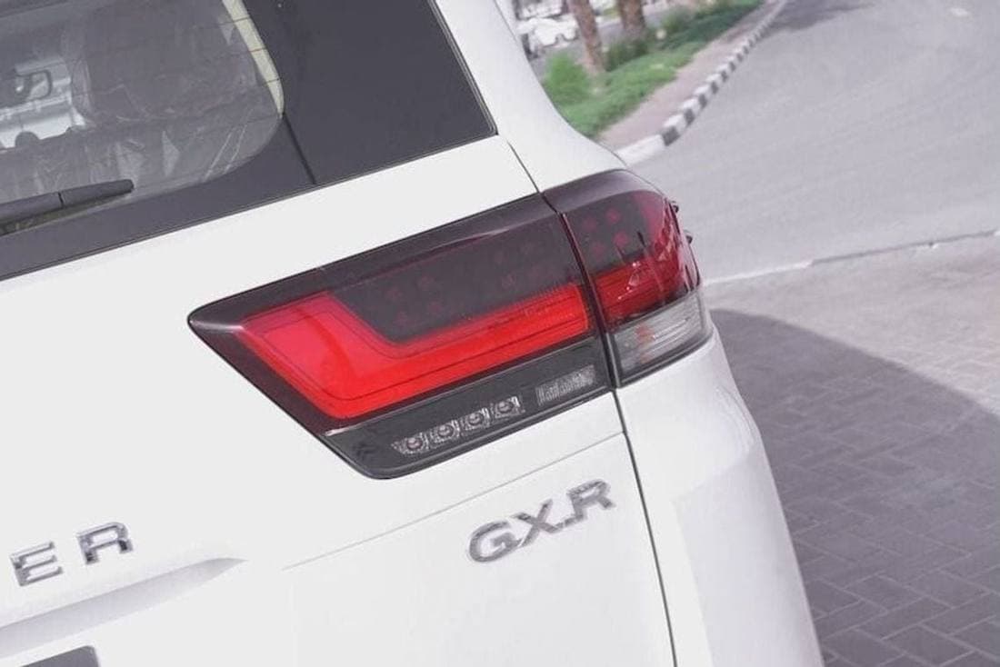 2024 Toyota Land Cruiser GXR thumbnail 5