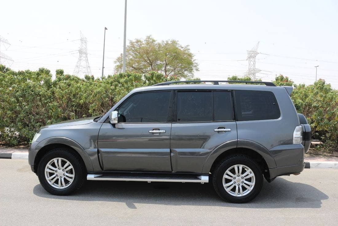 2018 Mitsubishi Pajero GLS HIGHLINE TOP thumbnail 5