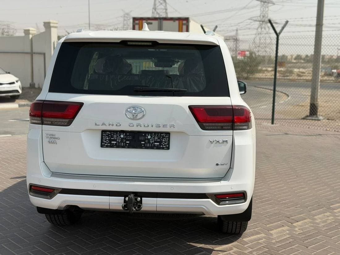 2026 Toyota Land Cruiser VXR thumbnail 5
