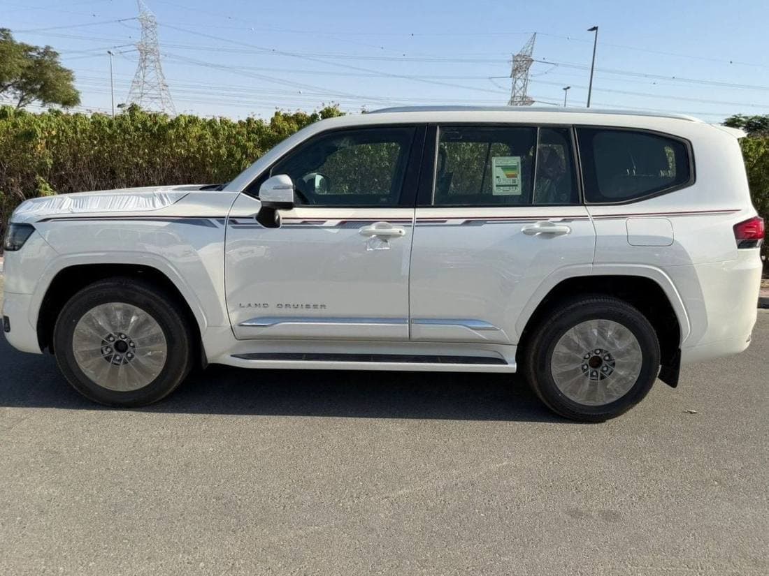 2026 Toyota Land Cruiser GXR thumbnail 2