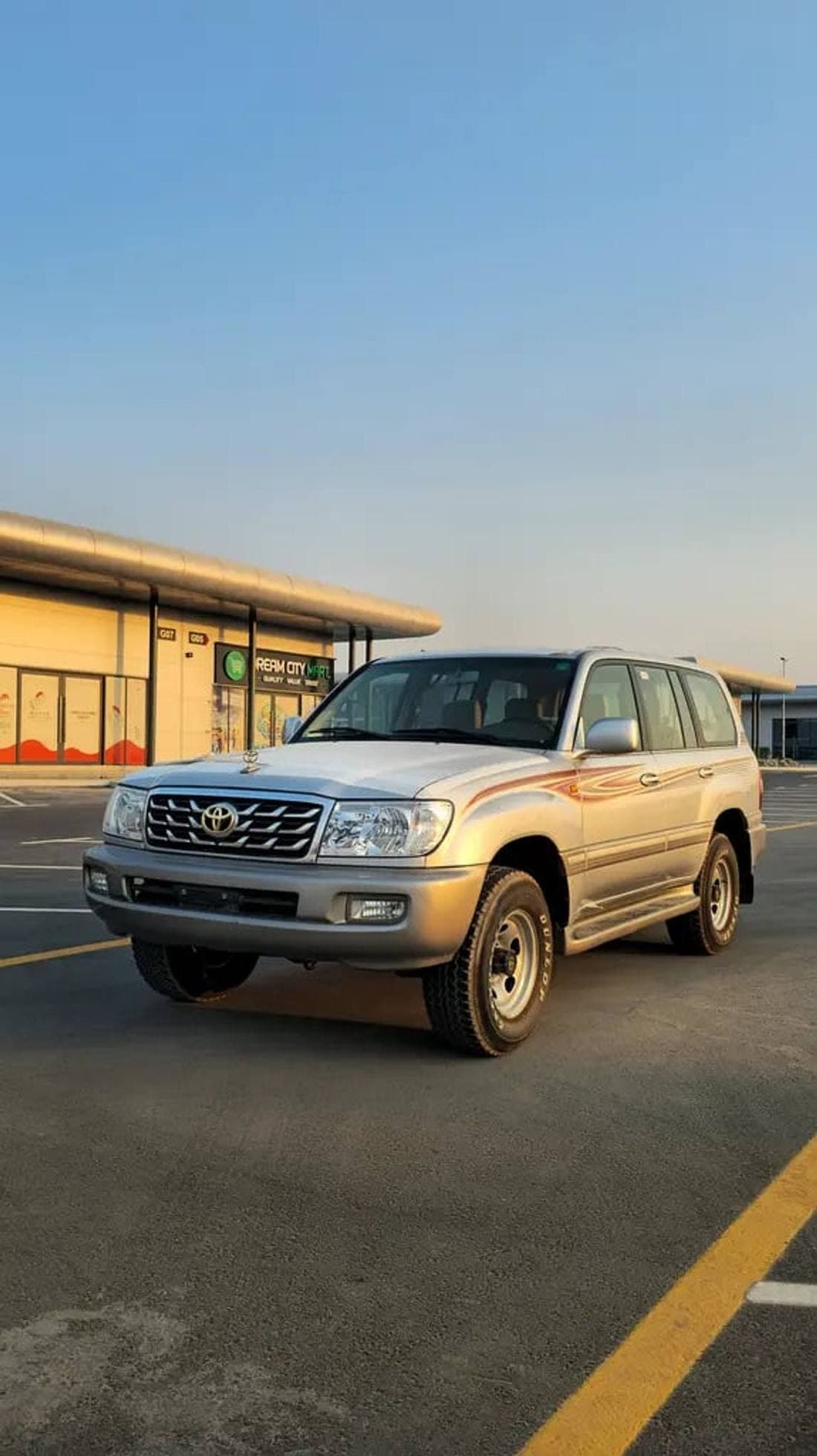 2007 Toyota Land Cruiser thumbnail 2