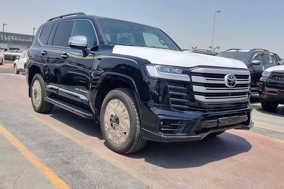 2026 Toyota Land Cruiser VXR thumbnail 7