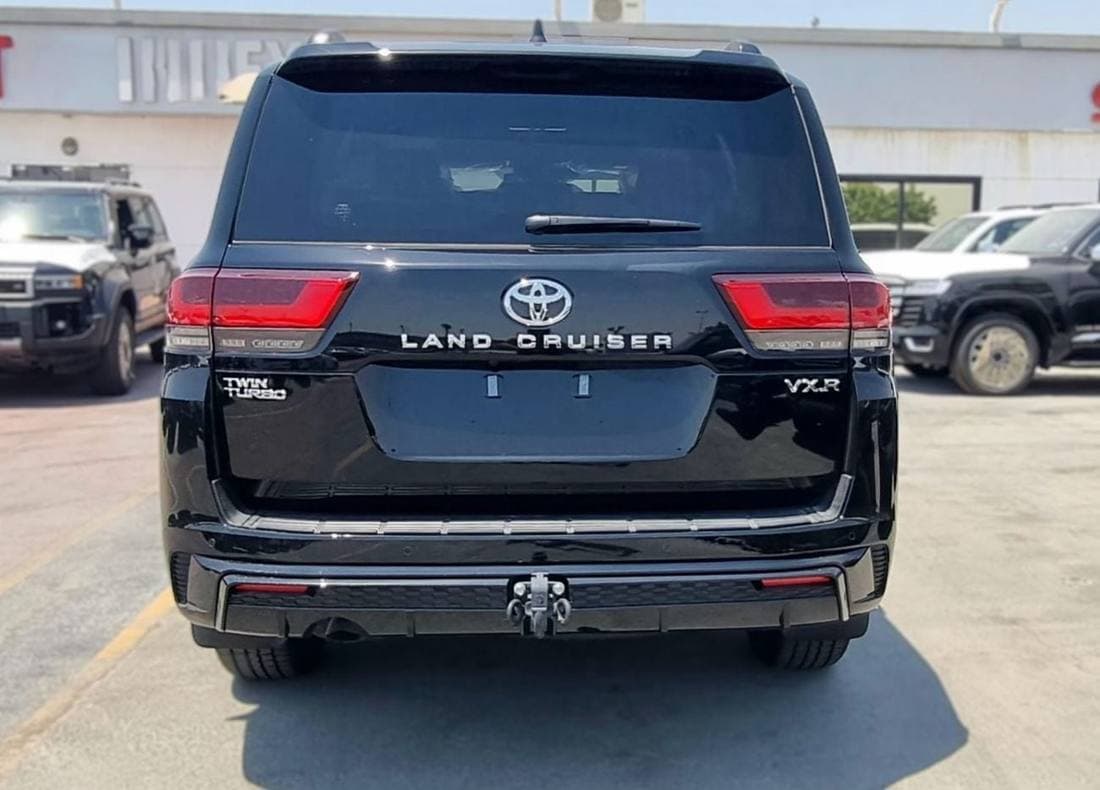 2026 Toyota Land Cruiser VXR thumbnail 5